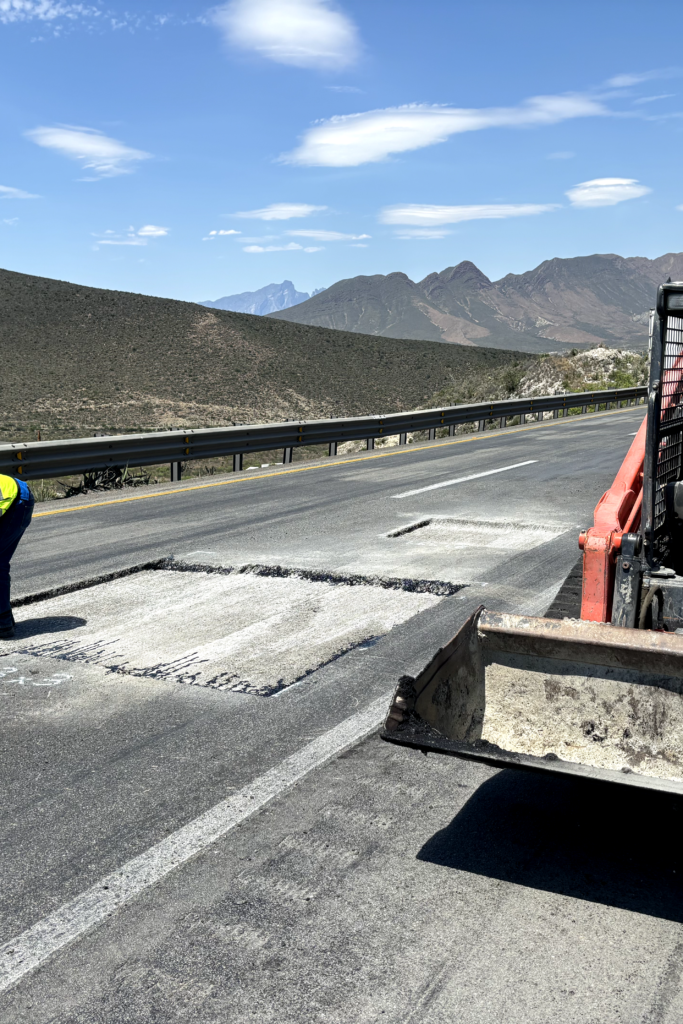 bacheo en carreteras